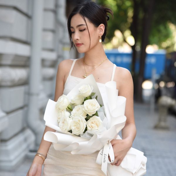 Fresh Flower Bouquet - Vanilla White Roses - 9/11 Roses - Image 2