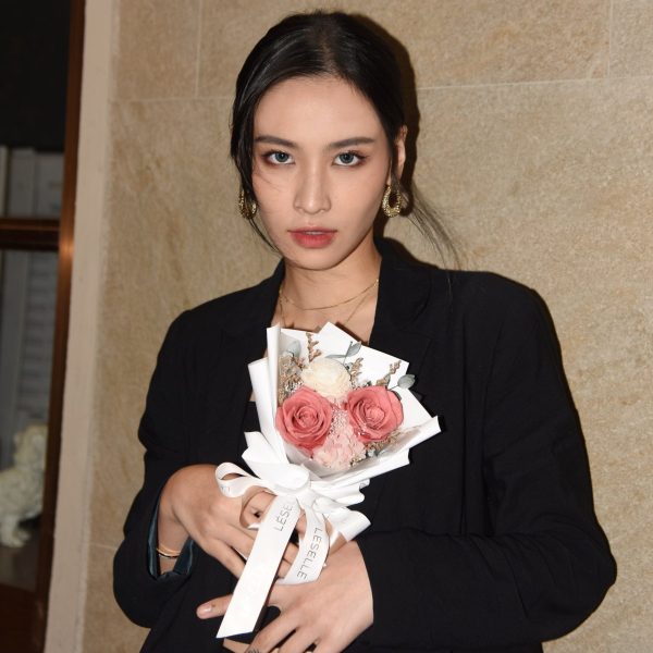 Mini Preserved Rose Bouquet - Light Maroon & White - Image 4