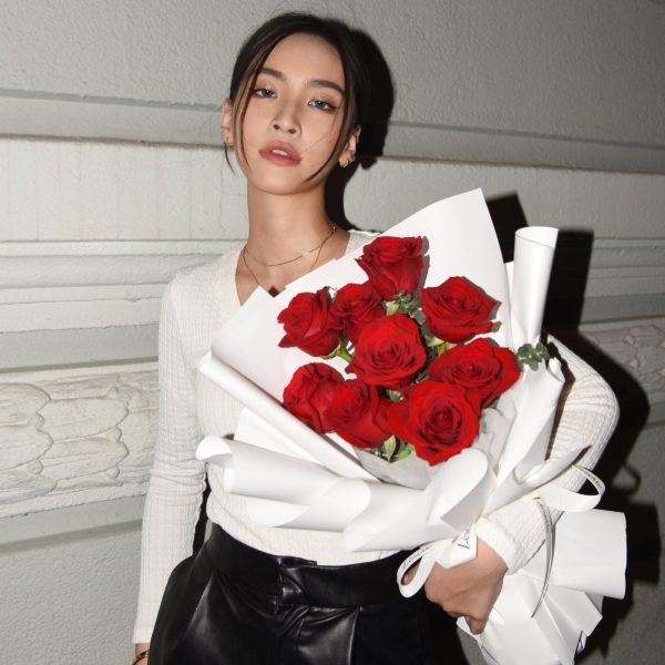 Fresh Flower Bouquet - Classic Red Roses (White Wrapper) - 9/11 Roses - Image 2