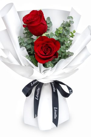 Fresh Flower Bouquet - Classic Red Roses (S)